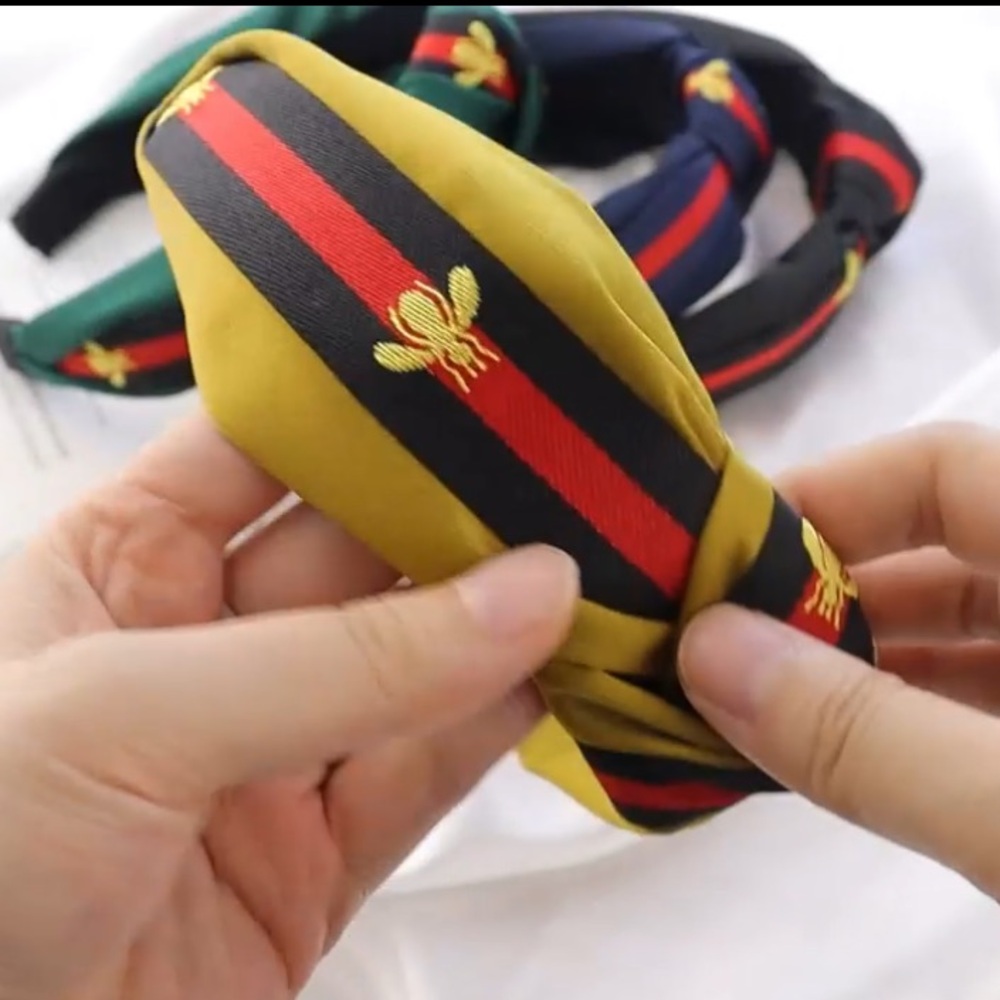 Fashion Headband with Red Stripe and 🐝-NWOT - Picture 4 of 13